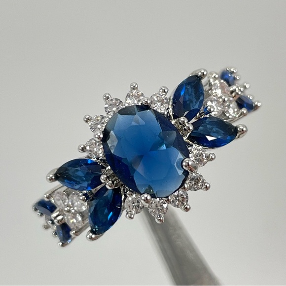 Rings Women’s Jewelry Vintage Look Blue Sapphire Diamond CZ Silver Plated
